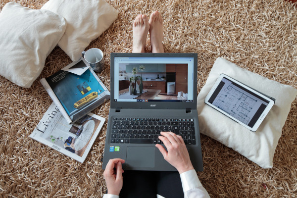 Plan your spaces online, helped by our designers